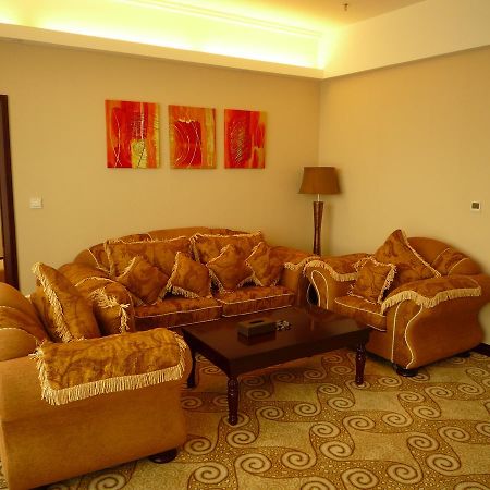 Guangzhou Yifeng Hotel Exteriör bild